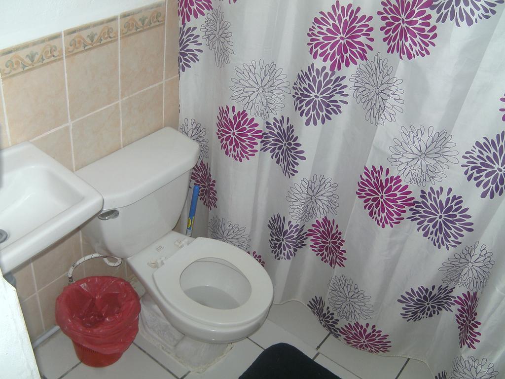 Hostel Tadeo סן חואן דל סור חדר תמונה