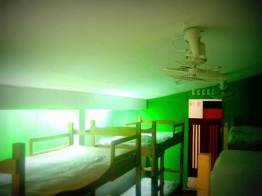 Hostel Tadeo סן חואן דל סור חדר תמונה